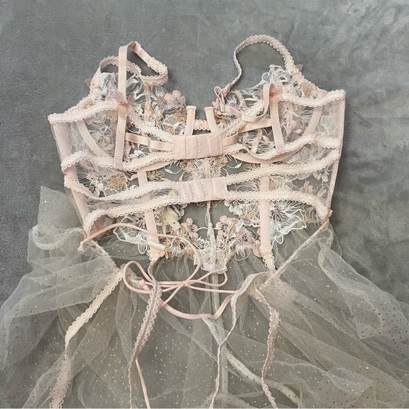 New! for love and lemons mae teddy with garters 10802 - Picture 13 of 14